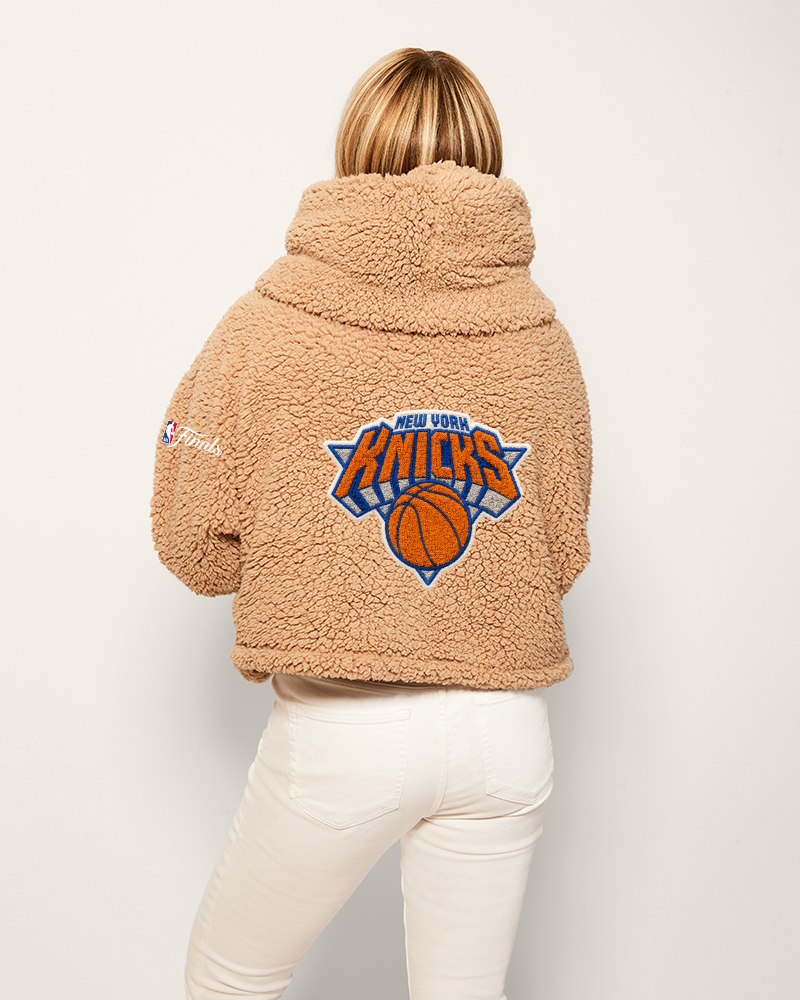 New York Knicks 2026 NBA Finals Chenille Logo Cropped Sherpa Lounger Jacket - Caramel Teddy