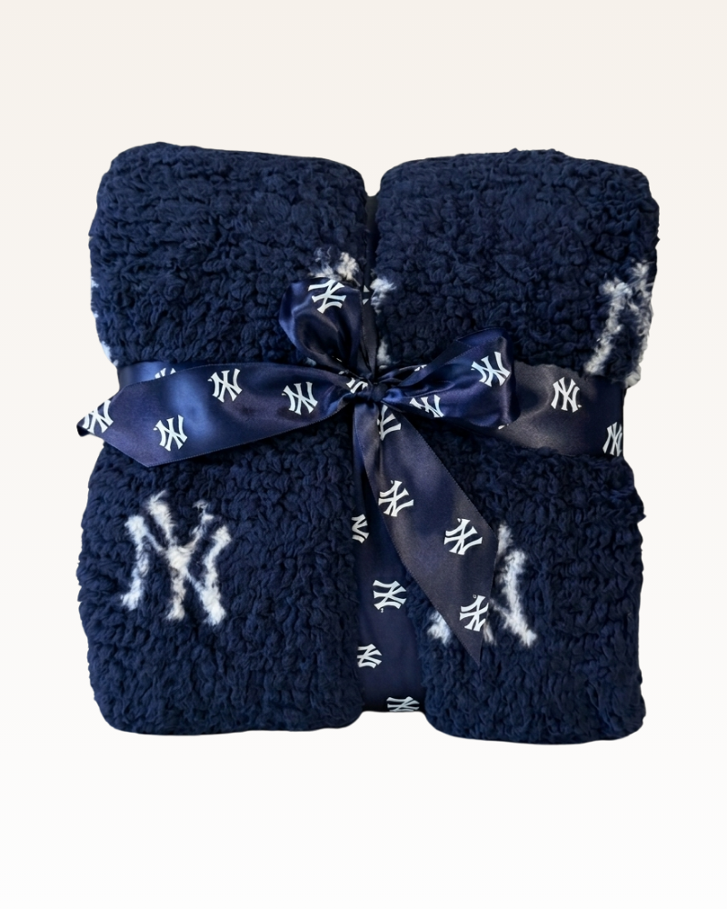 New York Yankees All Over Print 60" x 70" Sherpa Throw Blanket - Blue